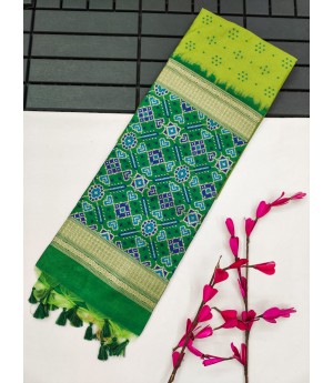 Green Tussar Silk All Over Bandhani Weaving Patola Pallu With Zari Border Saree