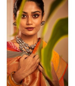 Gold Banarasi Silk All Over Lehariya Zari Weaved With Rich Pallu Border Saree