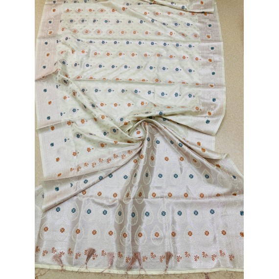 Off-White Pure Banarasi Silk All Over Rich Zari Resham Weaved Pallu Border With Tassels Saree